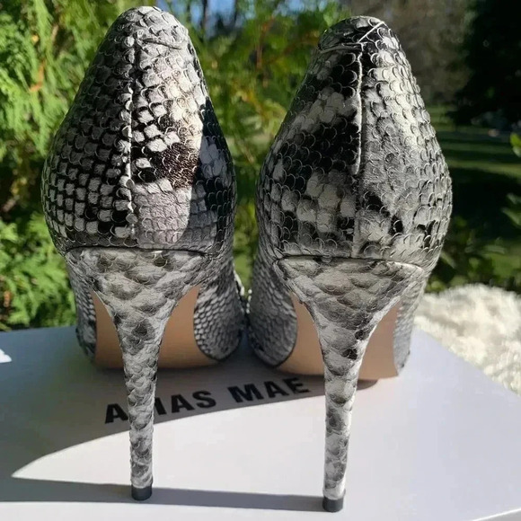 Alias Mae Black & White Snake Skin Pumps - Picture 7 of 13